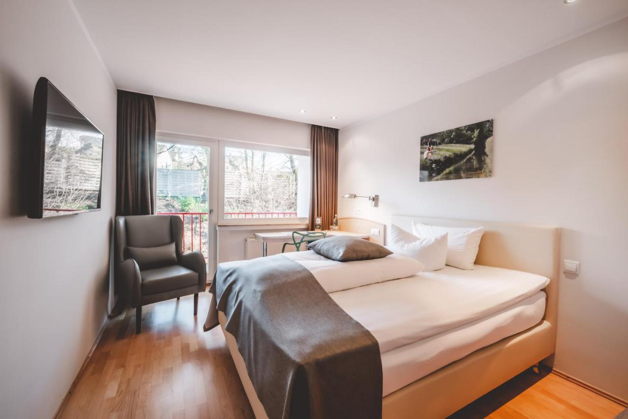 Landidyll Hotel Weidenbrueck & Spa Swisttal エクステリア 写真