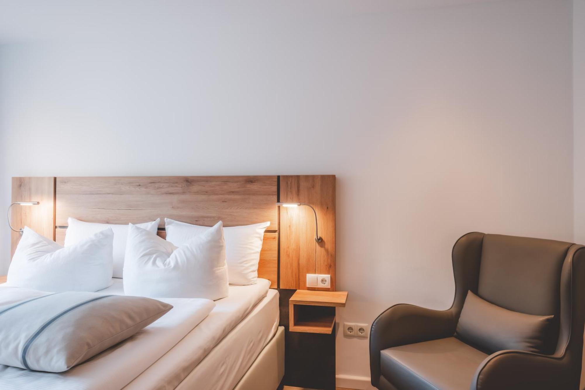 Landidyll Hotel Weidenbrueck & Spa Swisttal エクステリア 写真