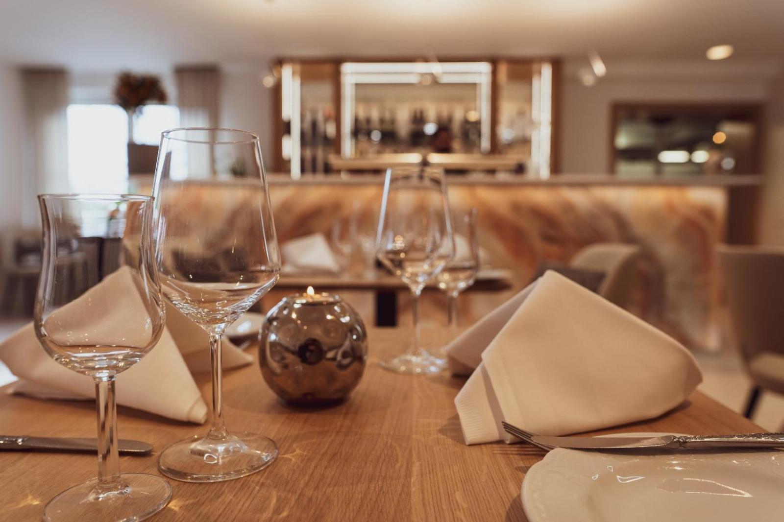 Landidyll Hotel Weidenbrueck & Spa Swisttal エクステリア 写真